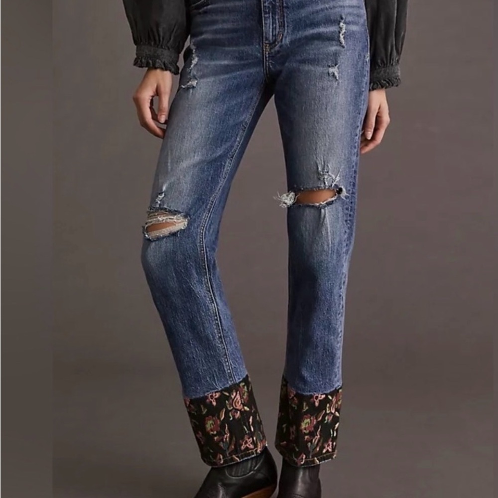 Women’s Anthropologie Vintage Straight Distressed Jeans w/ Floral Cuffs Size 30